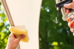 How_to_remove_tree_sap_from_a_caravan_awning_spray_520x500_1e3c7976-90f4-4777-af31-c3624f3c8fdc
